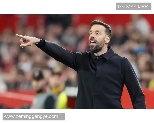 从球场到教练席：那些退役后转型为教练的足球传奇球星